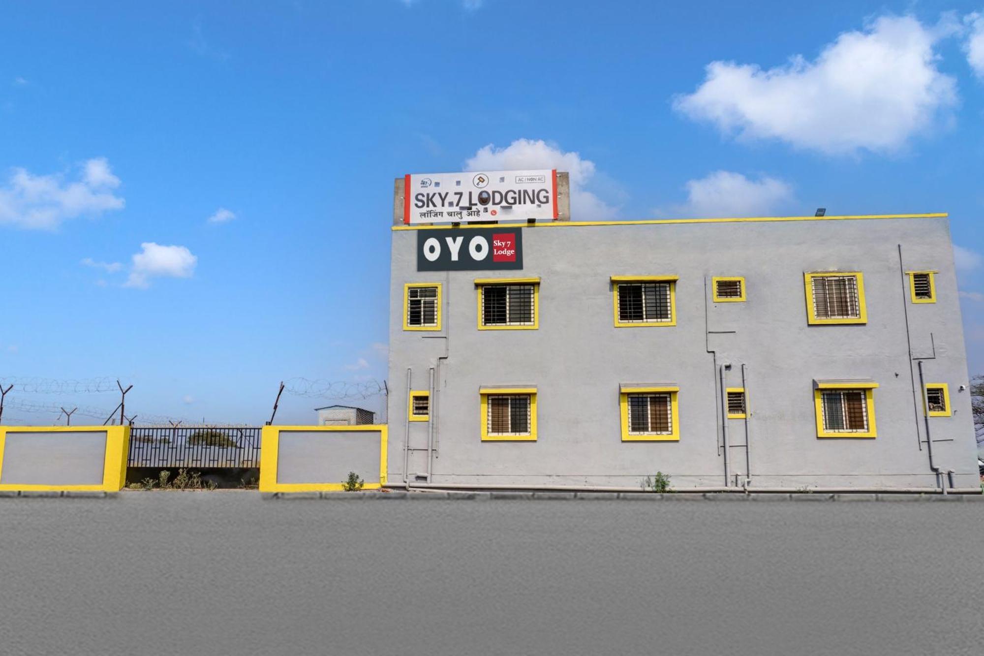 Hotel O Sky 7 Lodge Pimpalwandi Exterior foto